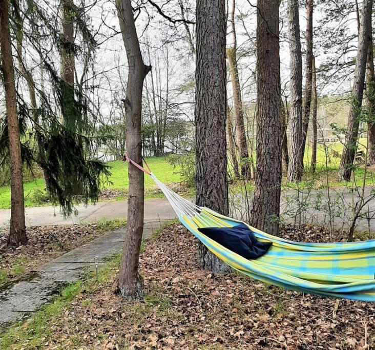 Bungalow Direkt Am See, Mit Eigenem Boot Родинг Экстерьер фото