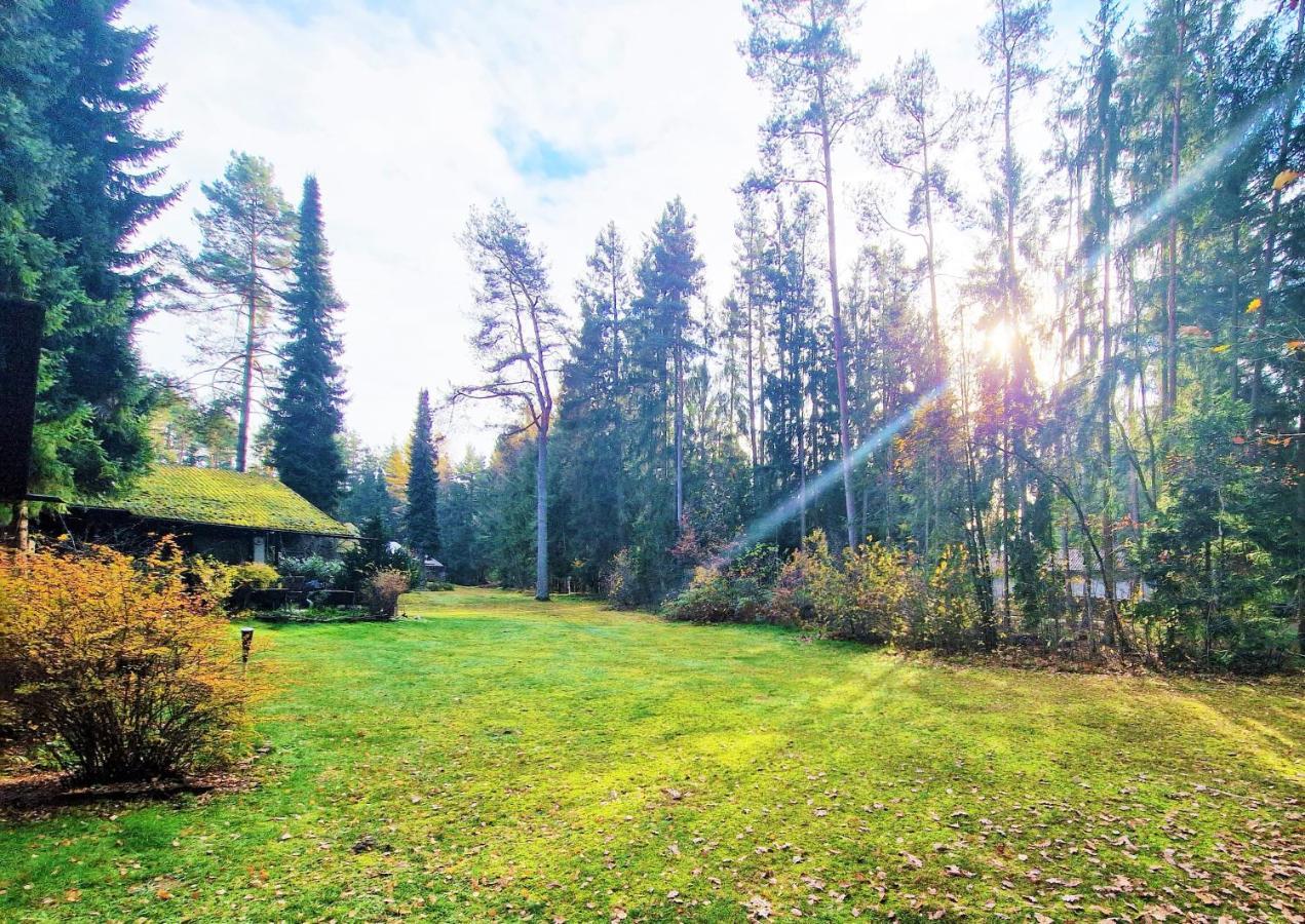 Bungalow Direkt Am See, Mit Eigenem Boot Родинг Экстерьер фото